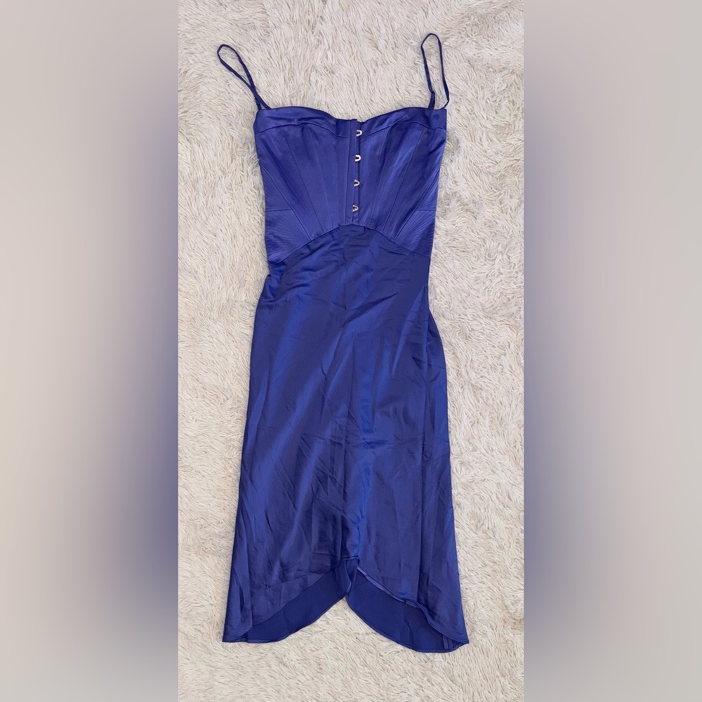 NWOT HOUSE OF CB 'Imogen' Periwinkle Satin Corset Midi Dress sz M - Picture 3 of 7